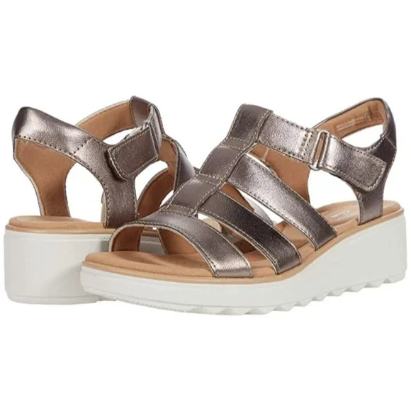 1591 Clarks Women s Collection Jillian Quartz Sandals Gold Size 5